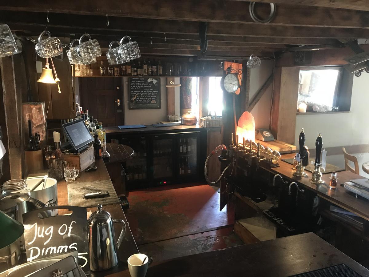 ホテル The Red Lion Stodmarsh カンタベリー エクステリア 写真